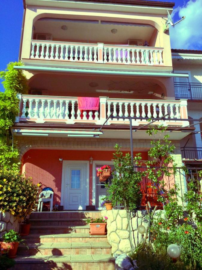 Apartment Jelena Цриквеница Экстерьер фото